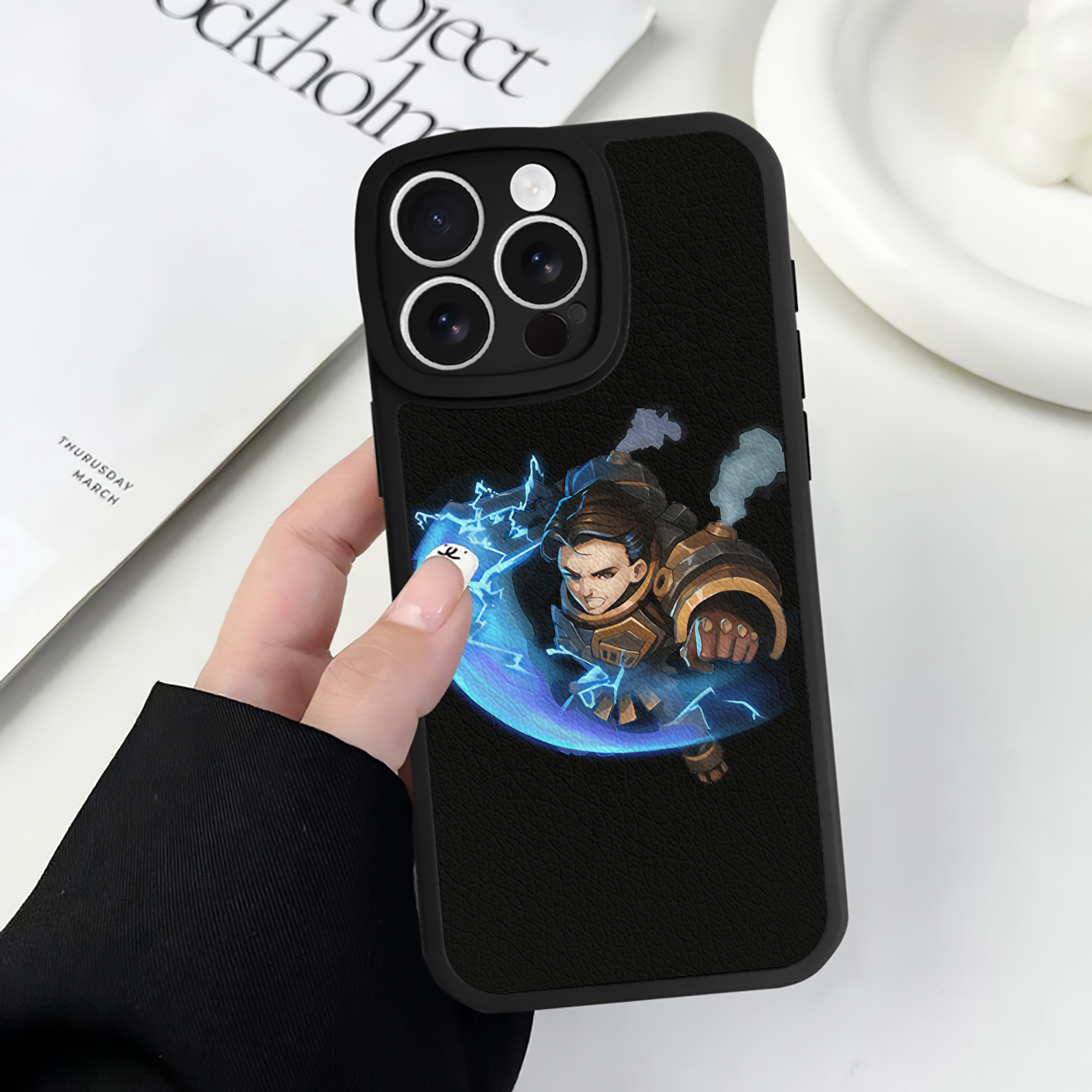 リーグ・オブ・レジェンド League of Legends LOL 【iPhone 16シリーズ対応】シリコンスマホケース（レザー調） 材質：シリコン